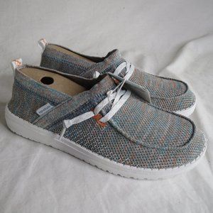 Hey Dude Wendy Halo Girls Size L7-Y6 Knit Shoes